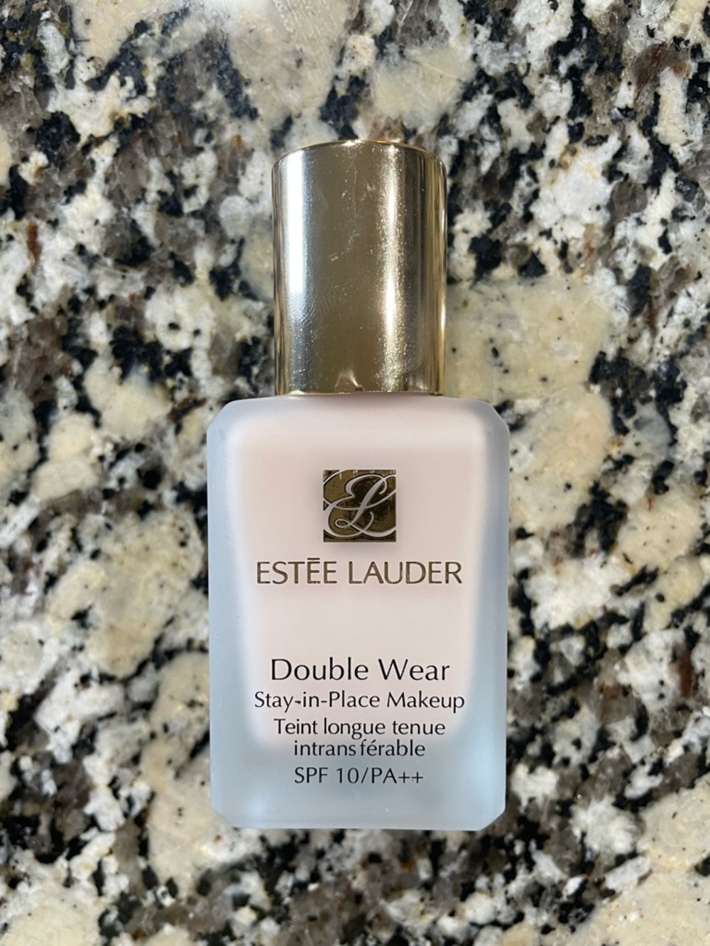 Estee Lauder Double Wear Foundation - C10 Shell